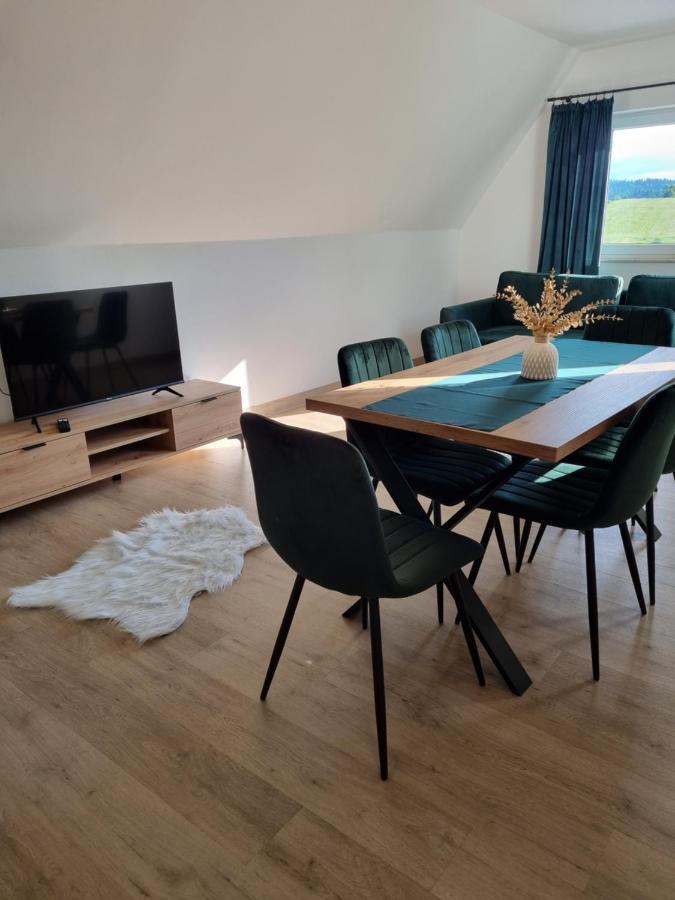 Apartamenty Jelen Pod Grapom Banska Nizna Eksteriør bilde